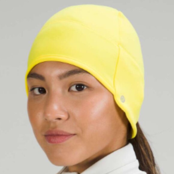 Brand New Lululemon MATCHING SET Beanie AND Gloves in Sonic Yellow - Picture 8 of 8